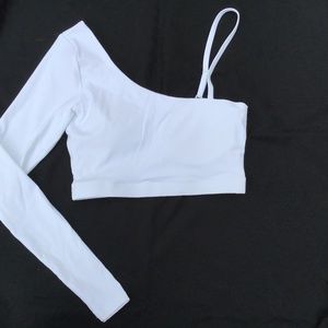SPORA off shoulder top